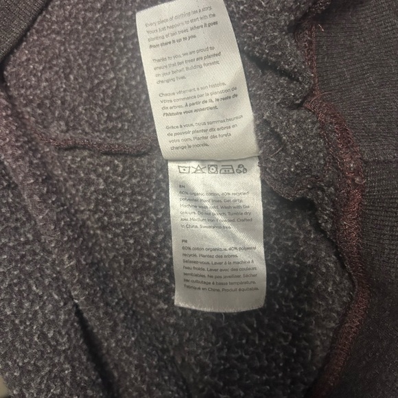 tentree Men's Maroon Hoodie Sweater - Picture 5 of 7